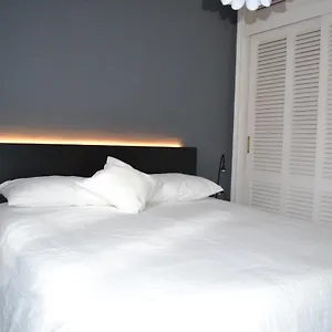 https://agradable-y-confortable-casa-en-el-centro.tenerifehoteles.net